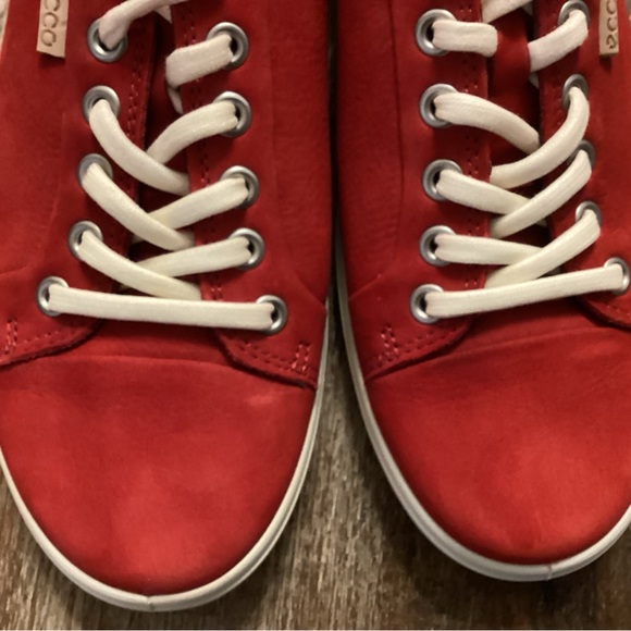 Ecco Soft 7 sneaker in red size 38 NWT - Picture 12 of 14